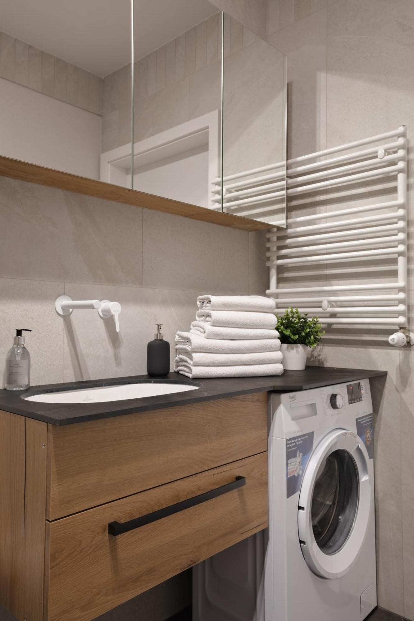 Metropolis Old Town Apartments Красков Екстериор снимка