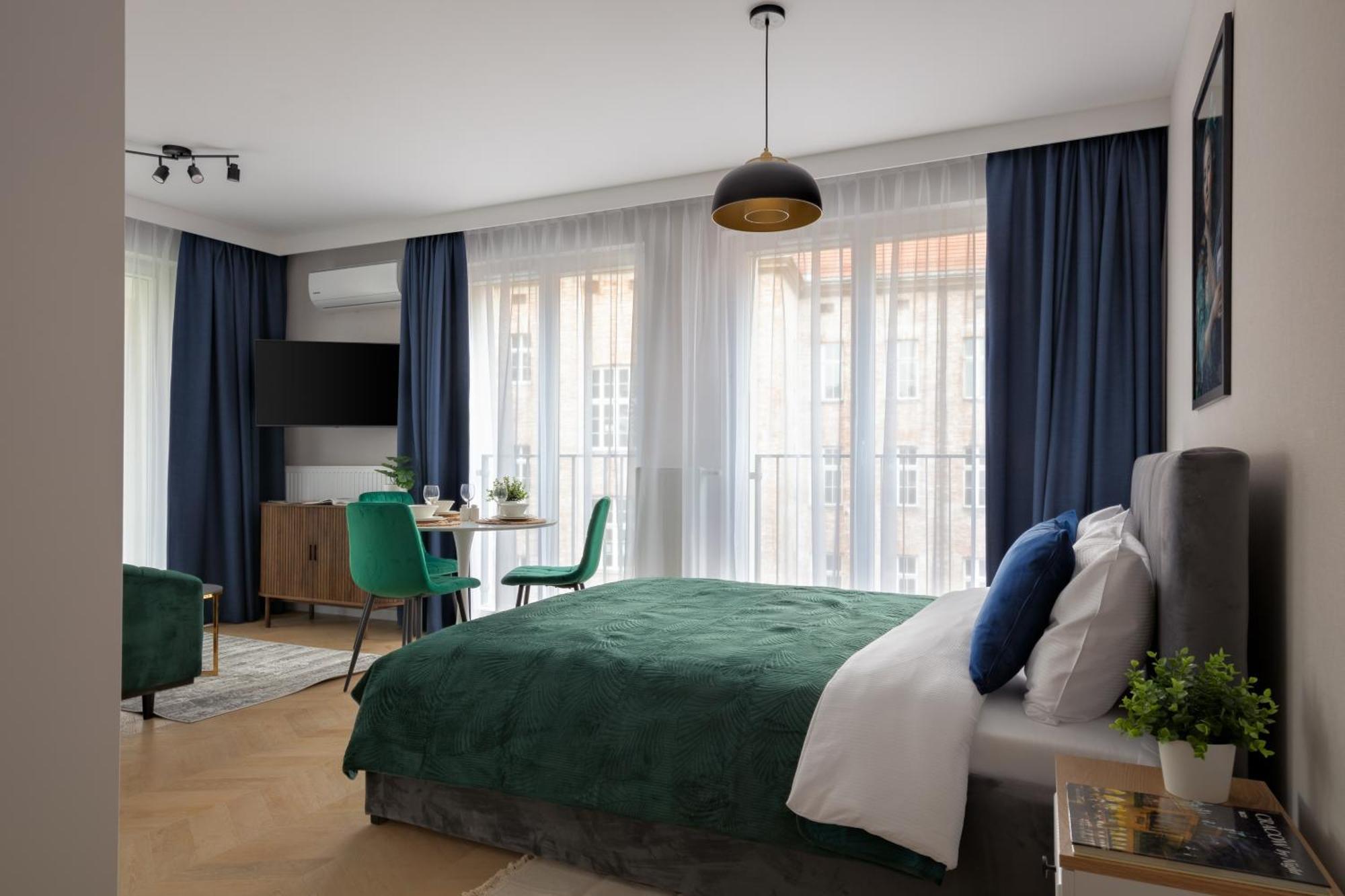Metropolis Old Town Apartments Красков Екстериор снимка