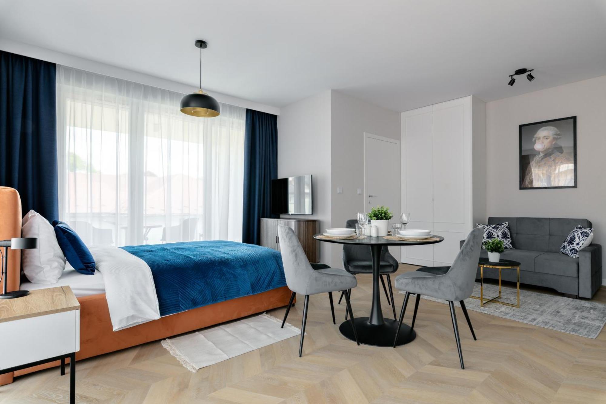Metropolis Old Town Apartments Красков Екстериор снимка