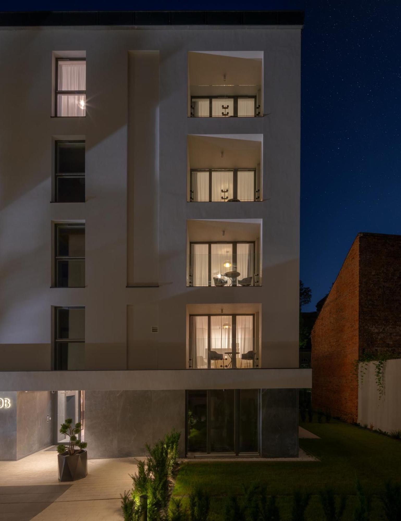 Metropolis Old Town Apartments Красков Екстериор снимка