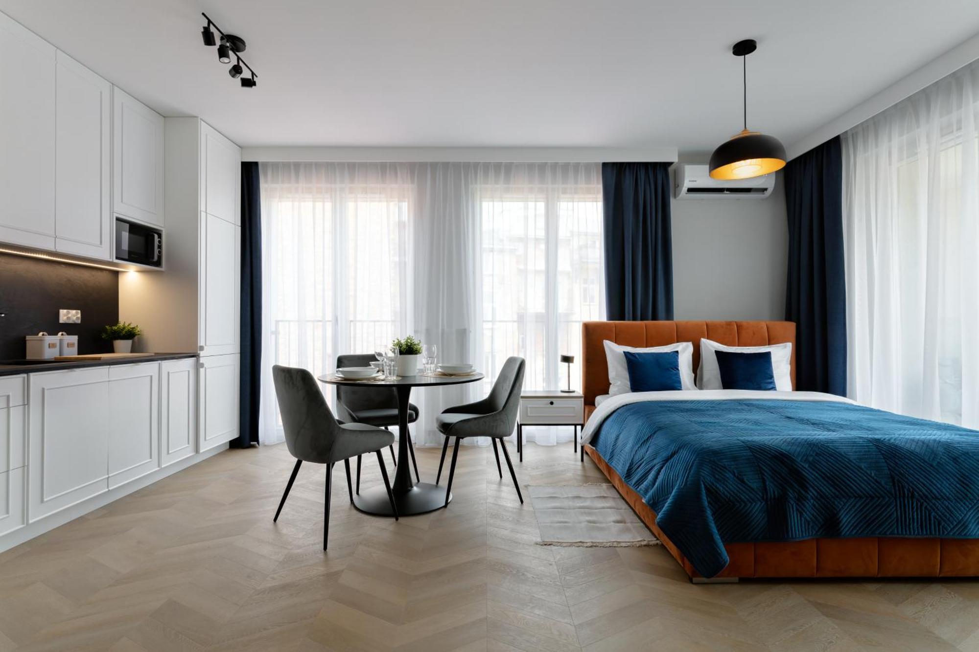 Metropolis Old Town Apartments Красков Екстериор снимка